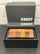 Load image into Gallery viewer, Knot