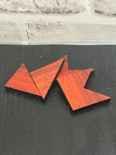 Load image into Gallery viewer, Outline