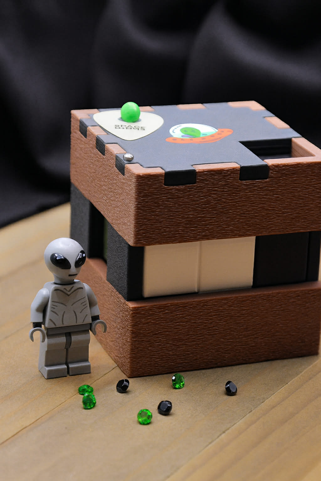 PreOrder - ResQ-V2-3D - PreOrder